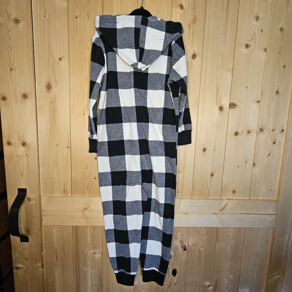 Size 5 Soft Fleece Kid's Black and White Checkered Hooded Onsie - Picture 2 of 4